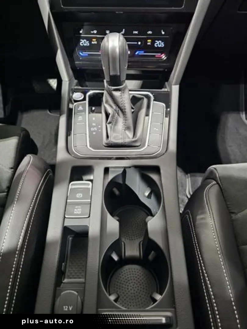 VW Passat 4Motion Sport Led Navi Leder AHK Kamera