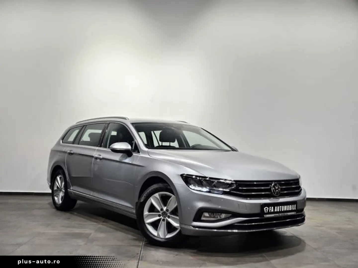 VW Passat 4Motion Sport Led Navi Leder AHK Kamera