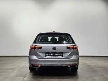 VW Passat 4Motion Sport Led Navi Leder AHK Kamera