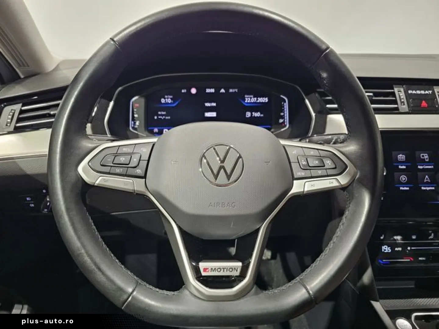 VW Passat 4Motion Sport Led Navi Leder AHK Kamera
