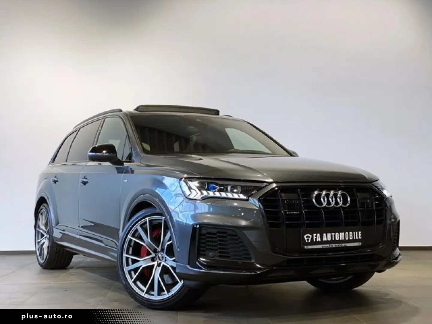 AUDI Q7 60 TFSI e S Line Black Pano S-Sitz Matrix 22'