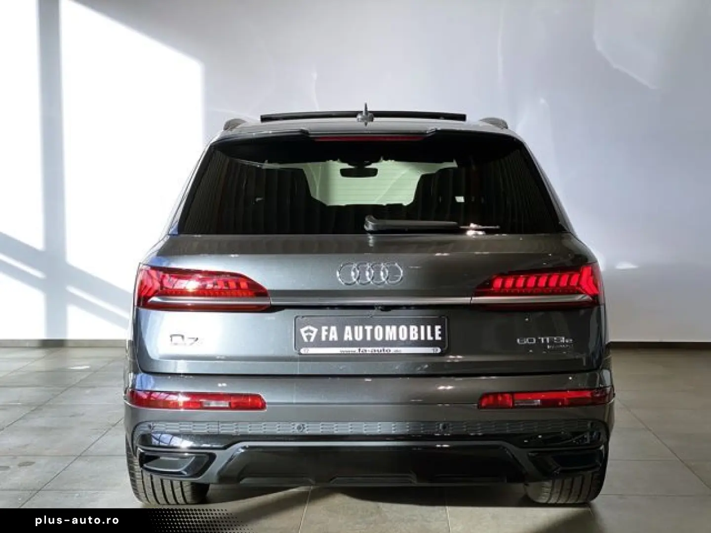 AUDI Q7 60 TFSI e S Line Black Pano S-Sitz Matrix 22'