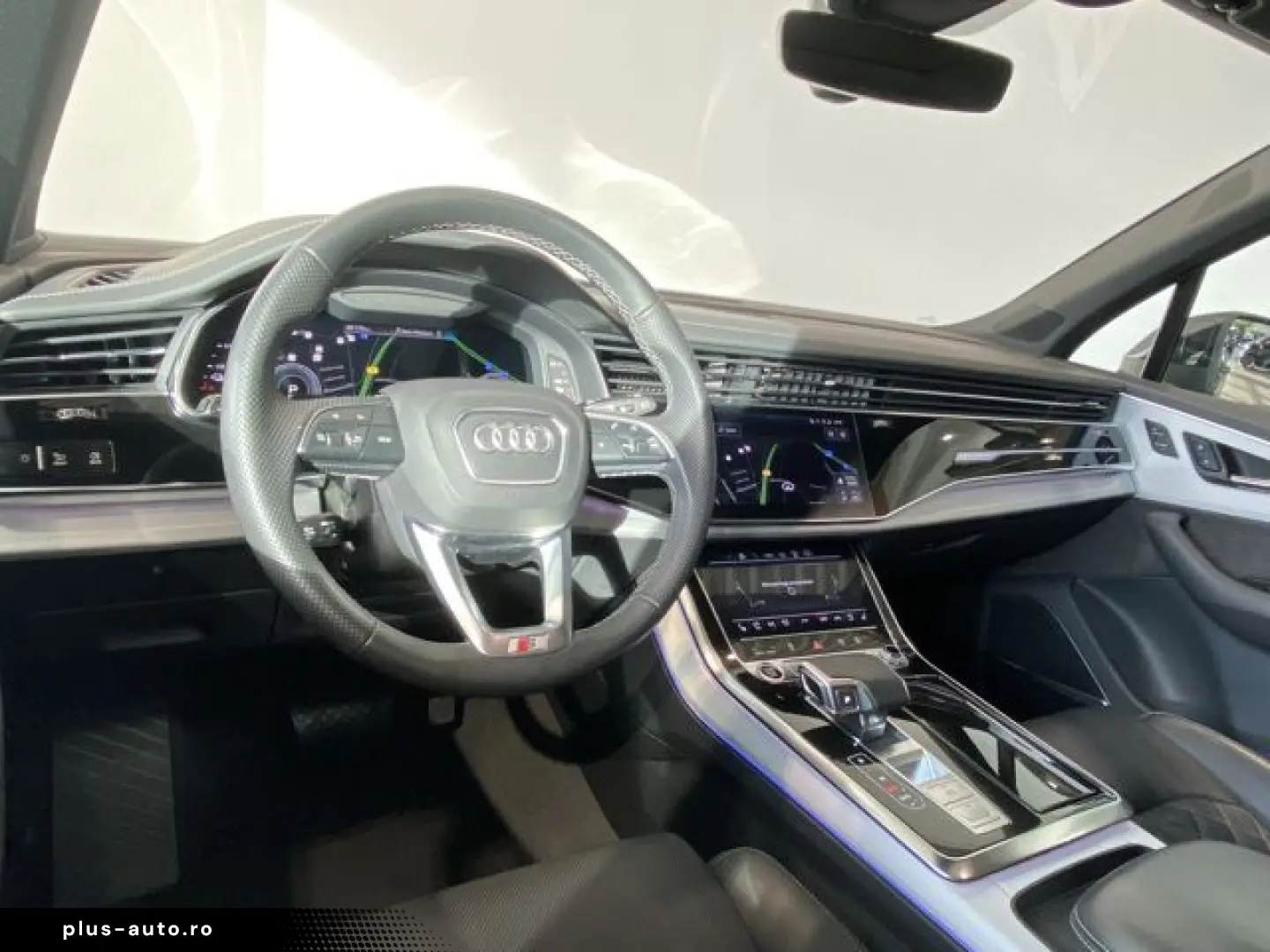 AUDI Q7 60 TFSI e S Line Black Pano S-Sitz Matrix 22'