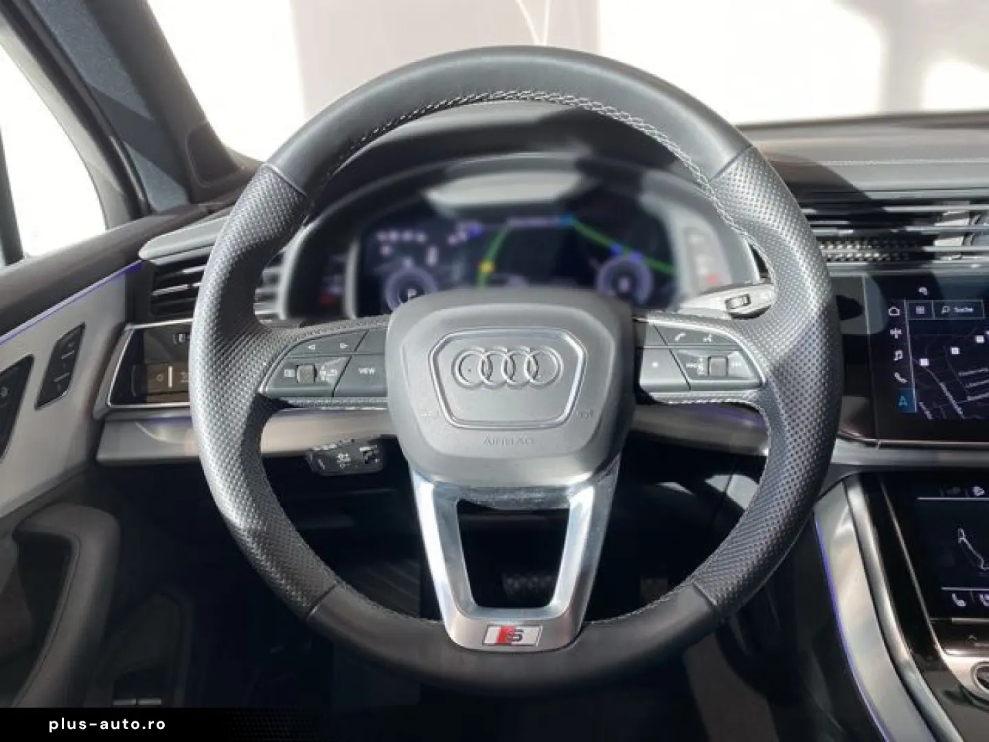 AUDI Q7 60 TFSI e S Line Black Pano S-Sitz Matrix 22'