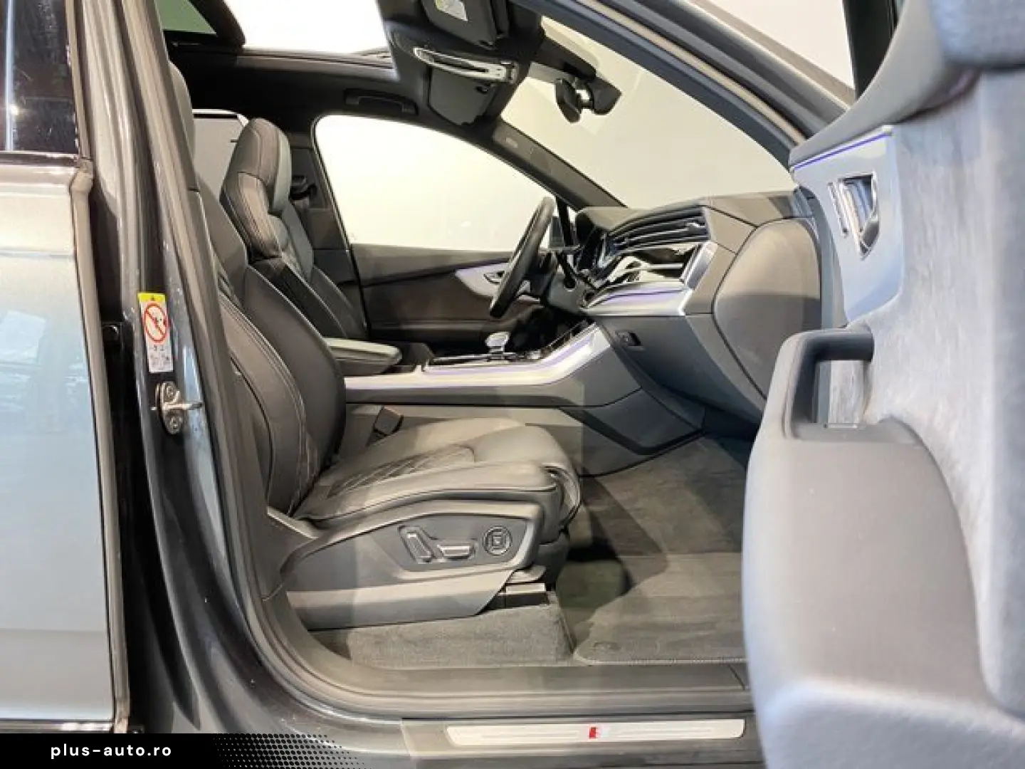 AUDI Q7 60 TFSI e S Line Black Pano S-Sitz Matrix 22'