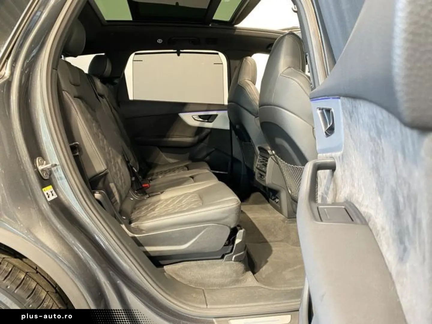 AUDI Q7 60 TFSI e S Line Black Pano S-Sitz Matrix 22'