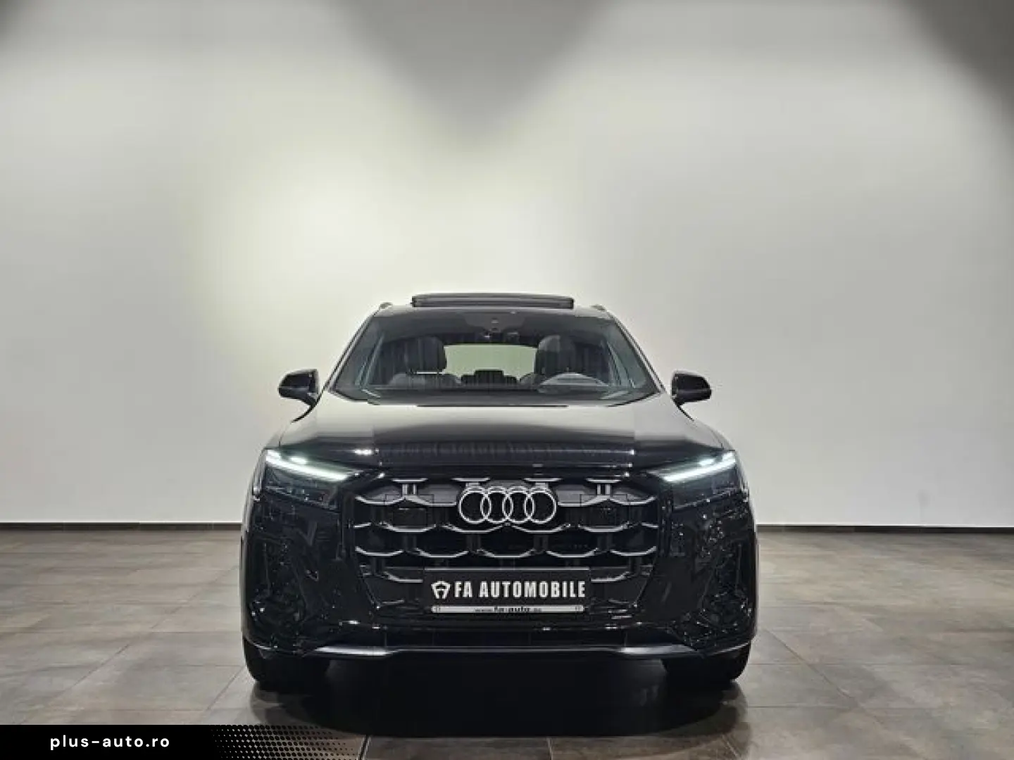 AUDI Q7 50 TDI 2x S Line Black Pano Matrix Hud AHK 20