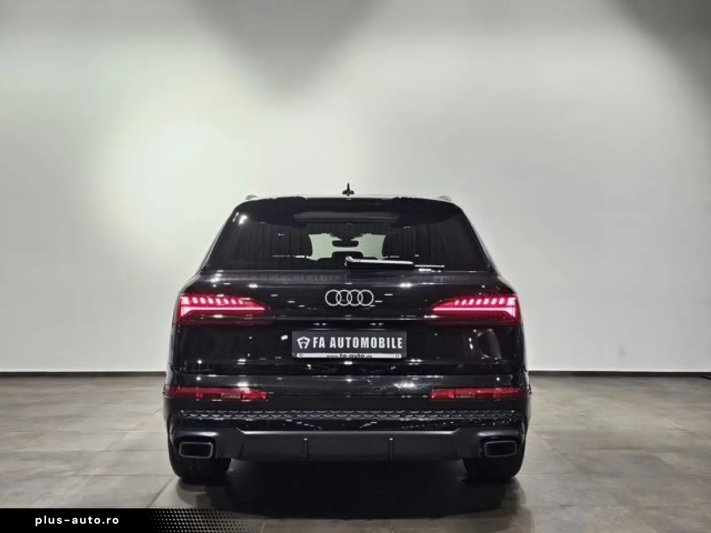 AUDI Q7 50 TDI 2x S Line Black Pano Matrix Hud AHK 20
