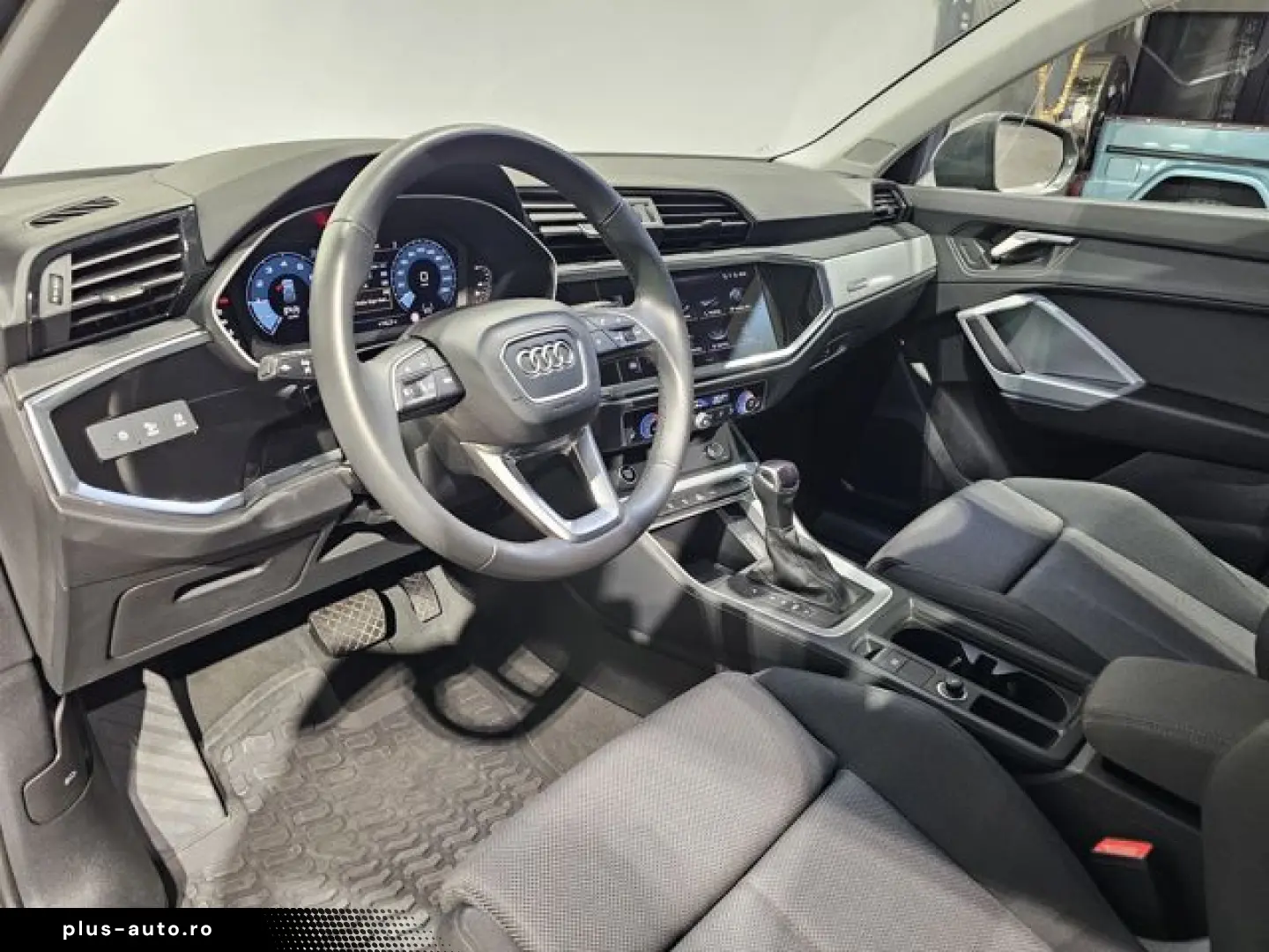 AUDI Q3 35 TFSI Sport Virtual LED Plus Standheiz. AHK