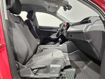 AUDI Q3 35 TFSI Sport Virtual LED Plus Standheiz. AHK