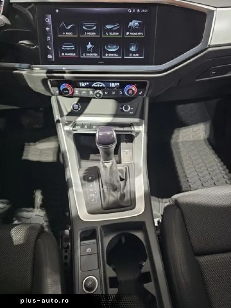 AUDI Q3 35 TFSI Sport Virtual LED Plus Standheiz. AHK