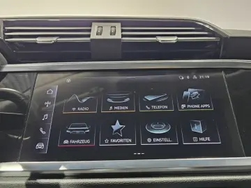 AUDI Q3 35 TFSI Sport Virtual LED Plus Standheiz. AHK