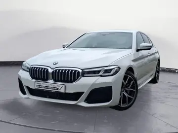 BMW 530i xDrive M Sport Navi ACC RFK Glasdach HiFi