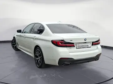 BMW 530i xDrive M Sport Navi ACC RFK Glasdach HiFi