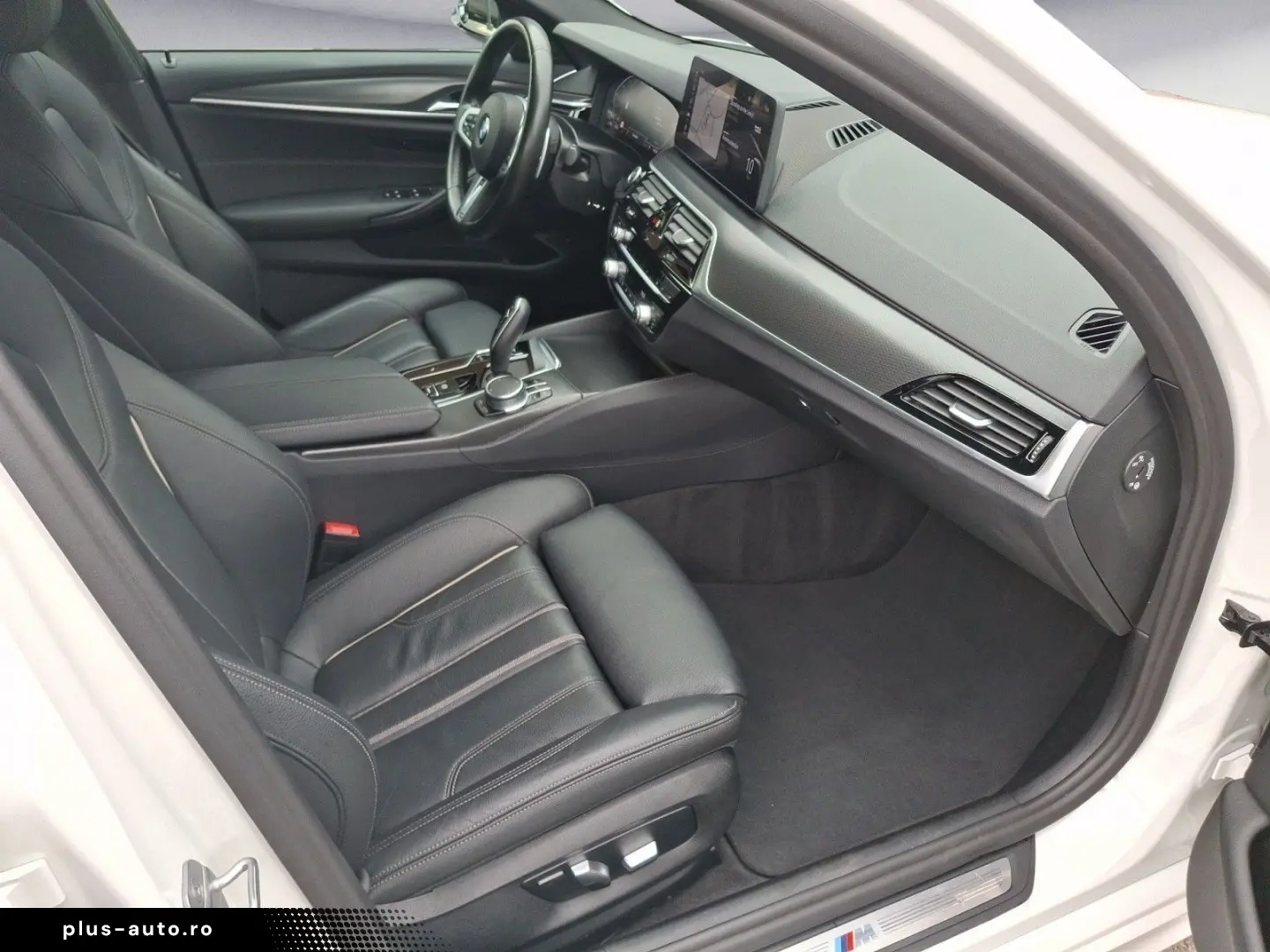 BMW 530i xDrive M Sport Navi ACC RFK Glasdach HiFi