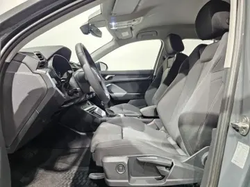 AUDI Q3 35 TFSI Sport Virtual LED Plus Standheiz. AHK