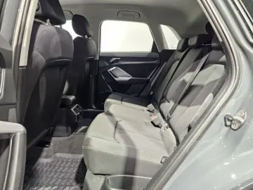 AUDI Q3 35 TFSI Sport Virtual LED Plus Standheiz. AHK