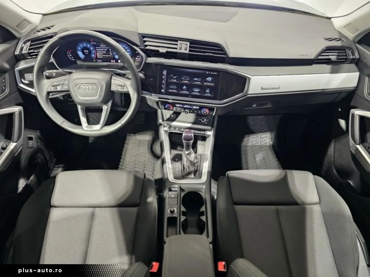 AUDI Q3 35 TFSI Sport Virtual LED Plus Standheiz. AHK