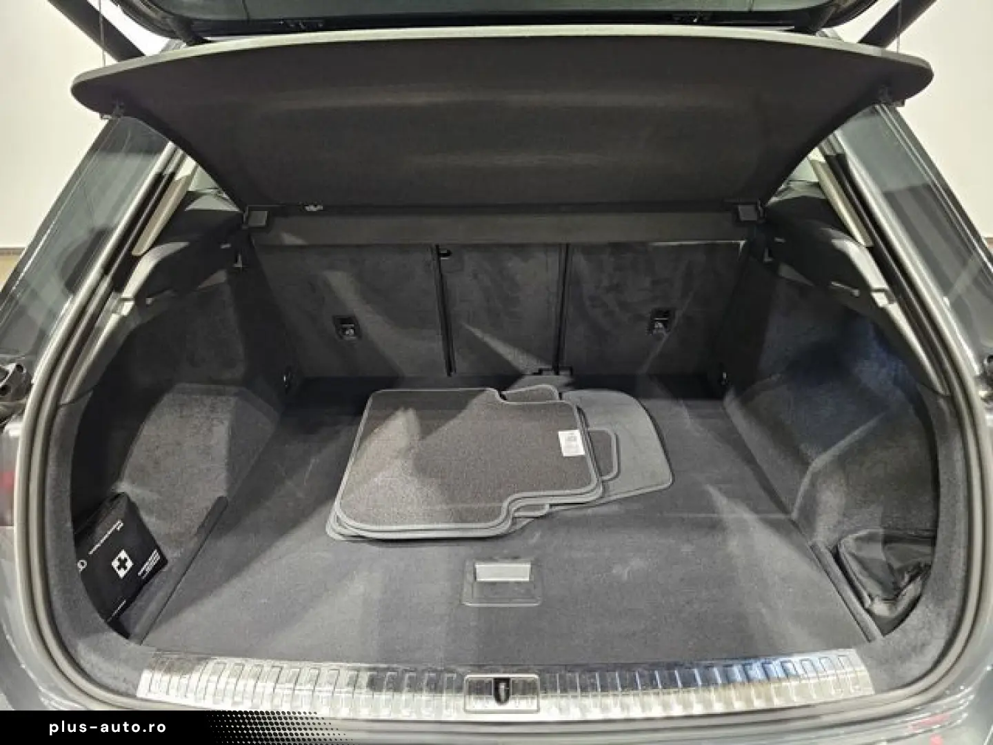 AUDI Q3 35 TFSI Sport Virtual LED Plus Standheiz. AHK