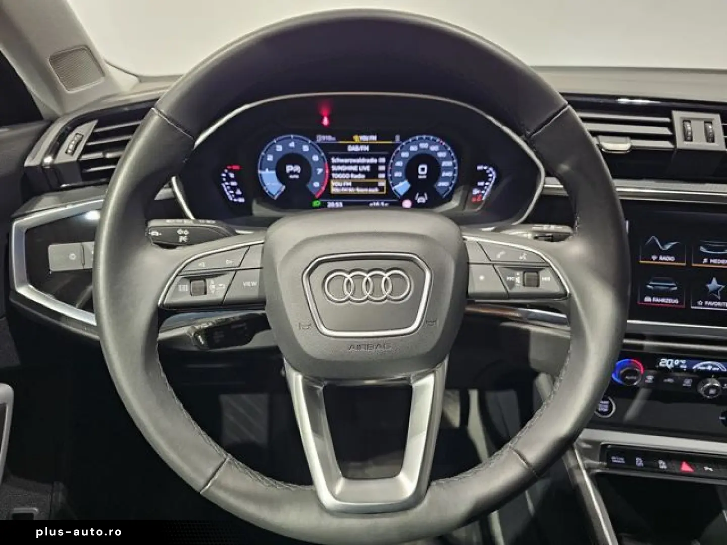 AUDI Q3 35 TFSI Sport Virtual LED Plus Standheiz. AHK