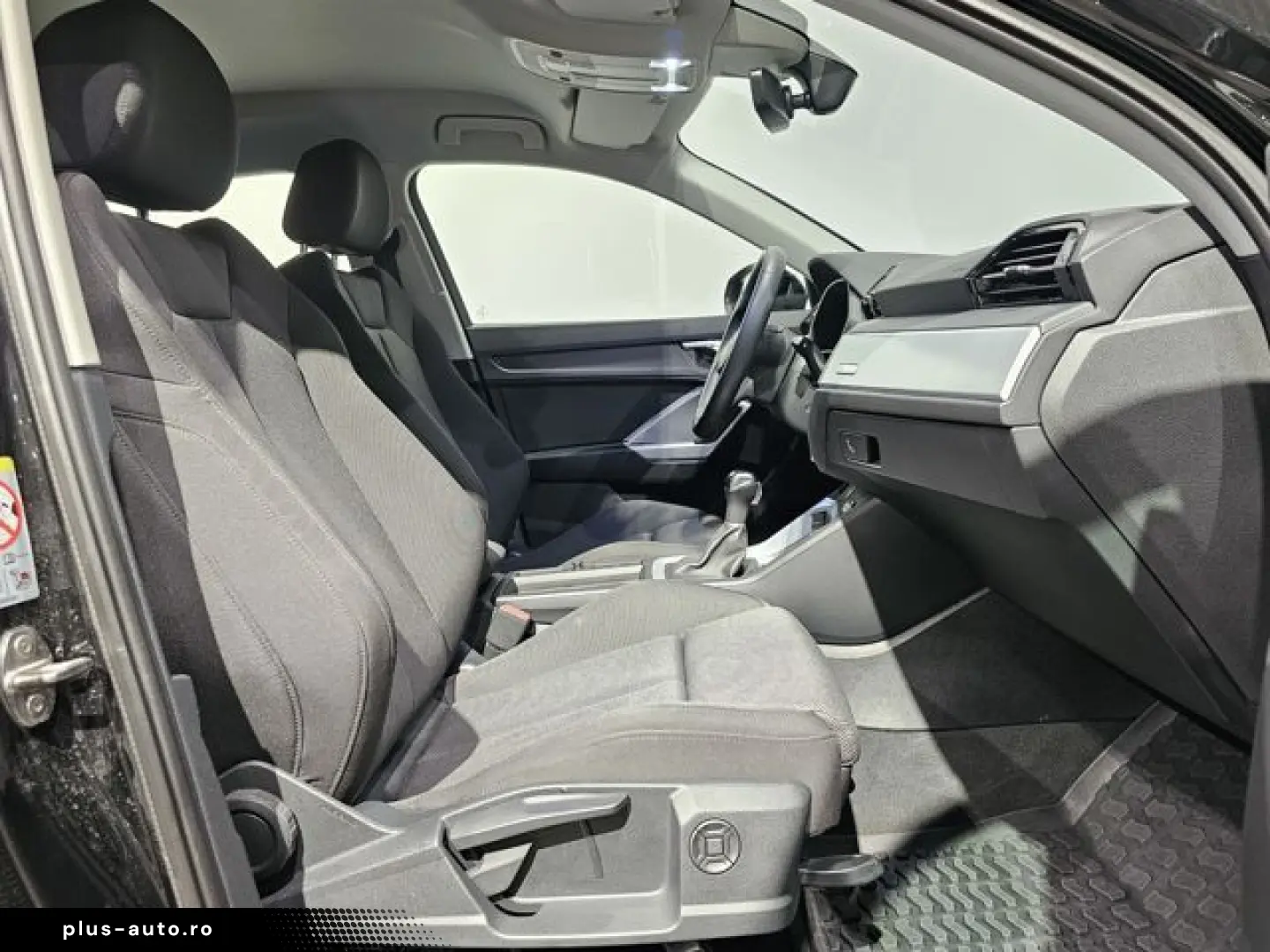 AUDI Q3 35 TFSI Sport Virtual LED Plus Standheiz. AHK