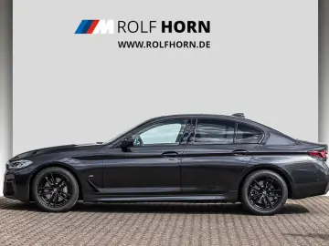 BMW 530i M Sportpaket 19  HeadUp Laser RfKam Glsdach