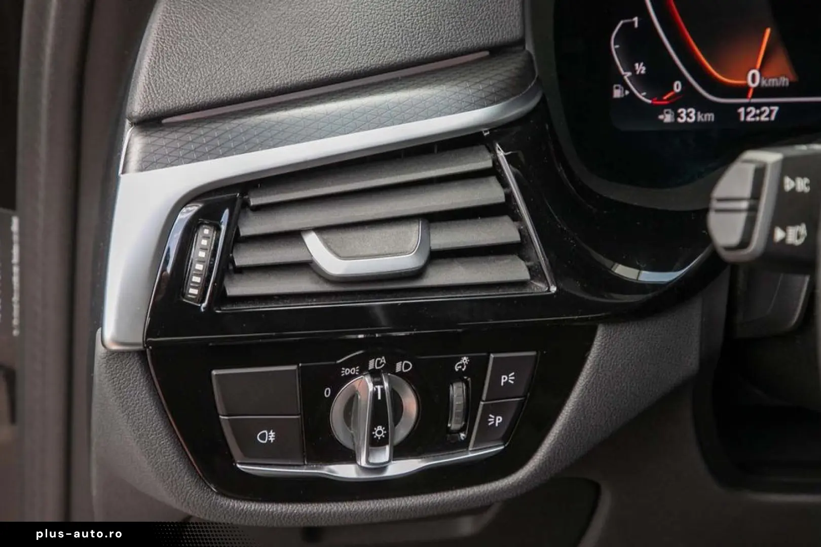 BMW 530i M Sportpaket 19  HeadUp Laser RfKam Glsdach