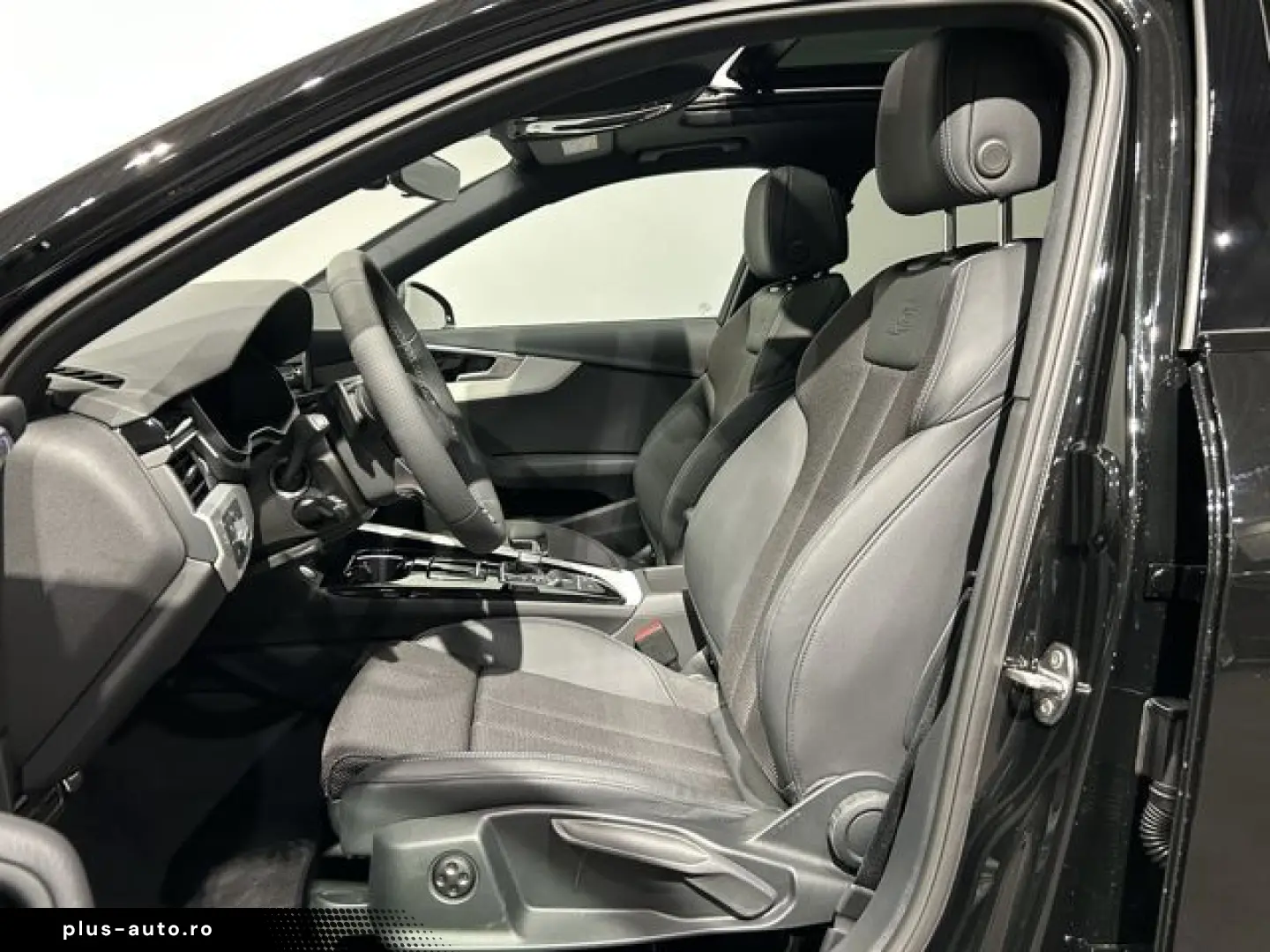 AUDI A4 2x S Line Comp. Black Matrix Pano Ahk 19 Zoll