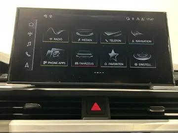 AUDI A4 2x S Line Comp. Black Matrix Pano Ahk 19 Zoll