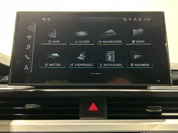 AUDI A4 2x S Line Comp. Black Matrix Pano Ahk 19 Zoll