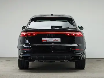 AUDI Q8 55 TFSI qu. 2 x S line black  HUD  Pano  AHK