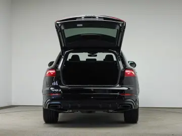 AUDI Q8 55 TFSI qu. 2 x S line black  HUD  Pano  AHK