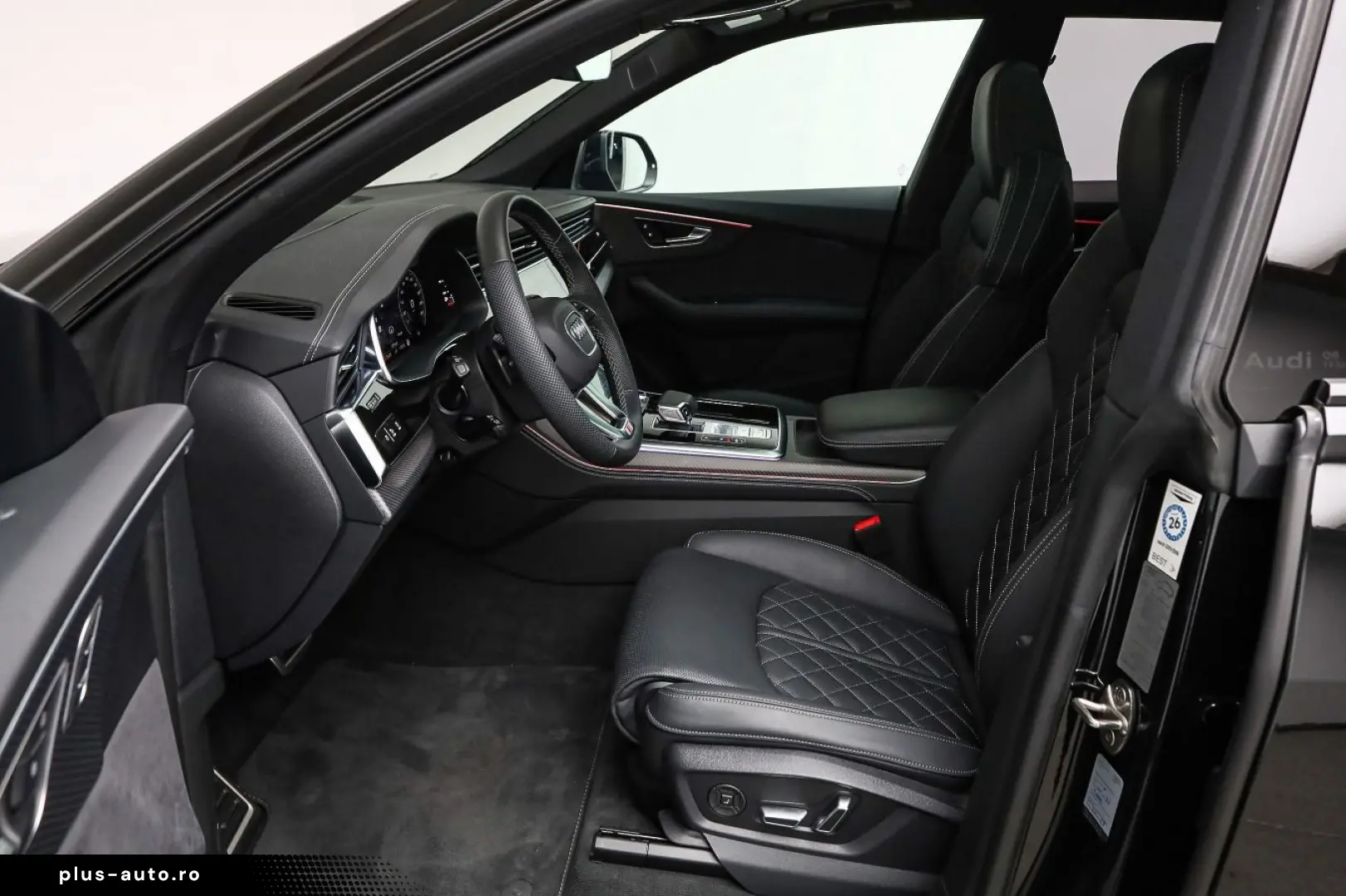 AUDI Q8 55 TFSI qu. 2 x S line black  HUD  Pano  AHK