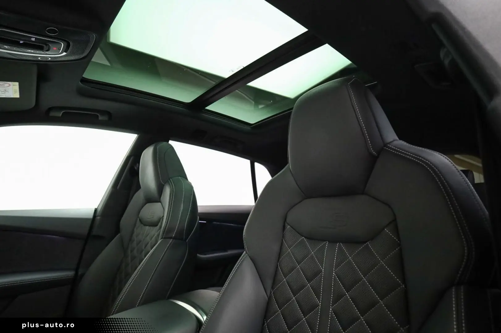 AUDI Q8 55 TFSI qu. 2 x S line black  HUD  Pano  AHK