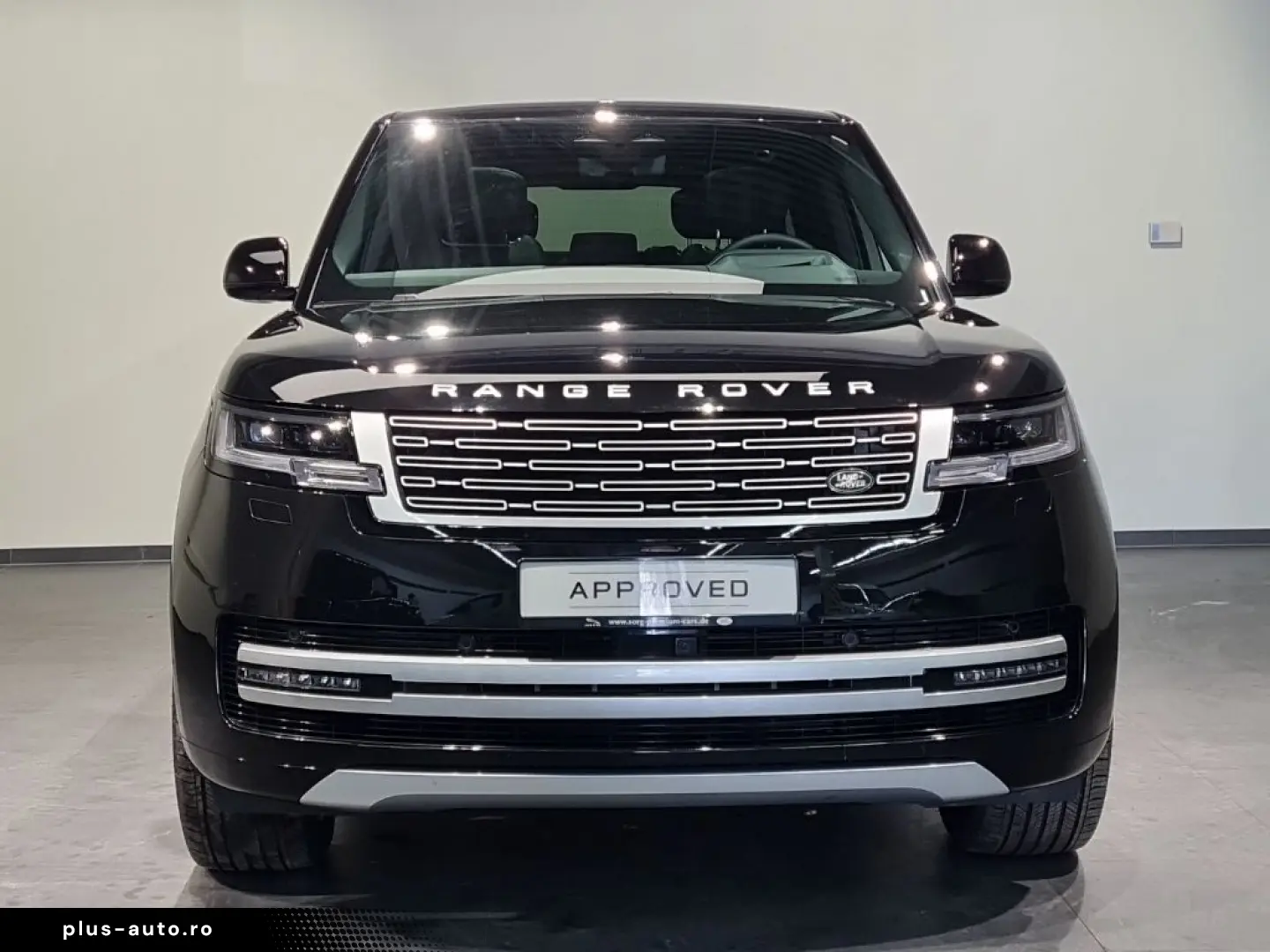 LAND ROVER Range Rover P550e Autobiography