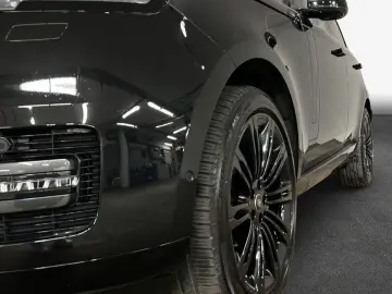 LAND ROVER Range Rover D300 HSE