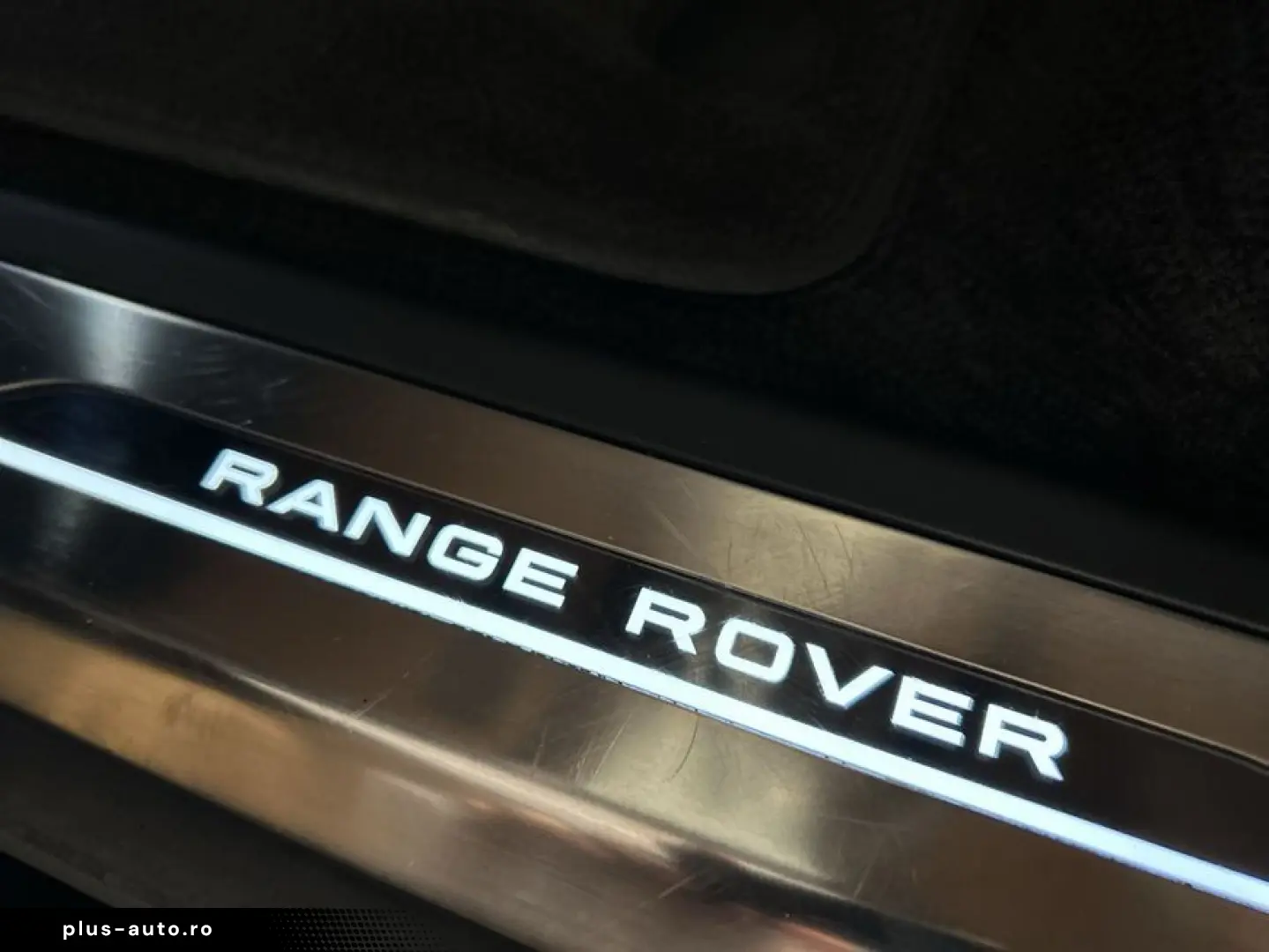 LAND ROVER Range Rover D300 HSE