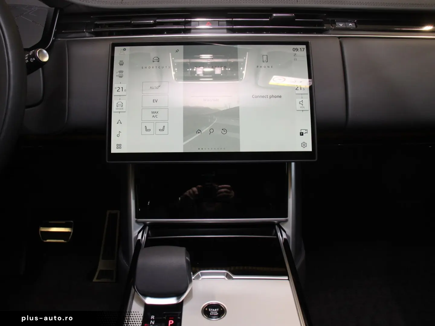 LAND ROVER Range Rover P460e HSE Hybrid AHK Pano