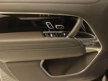 LAND ROVER Range Rover P460e HSE Hybrid AHK Pano