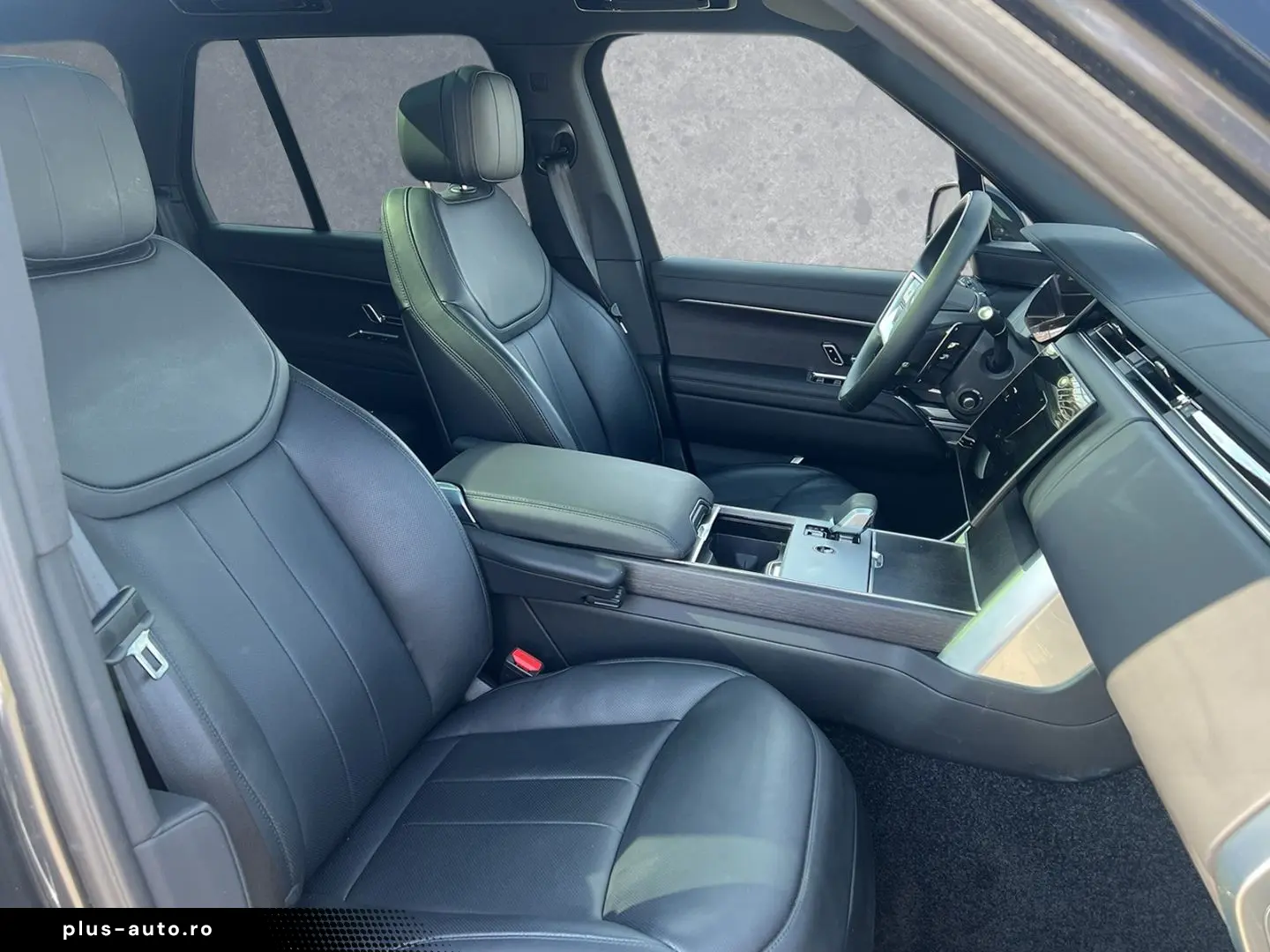 LAND ROVER Range Rover HSE D350 AHK PanoSD 22-Z ShadowPack