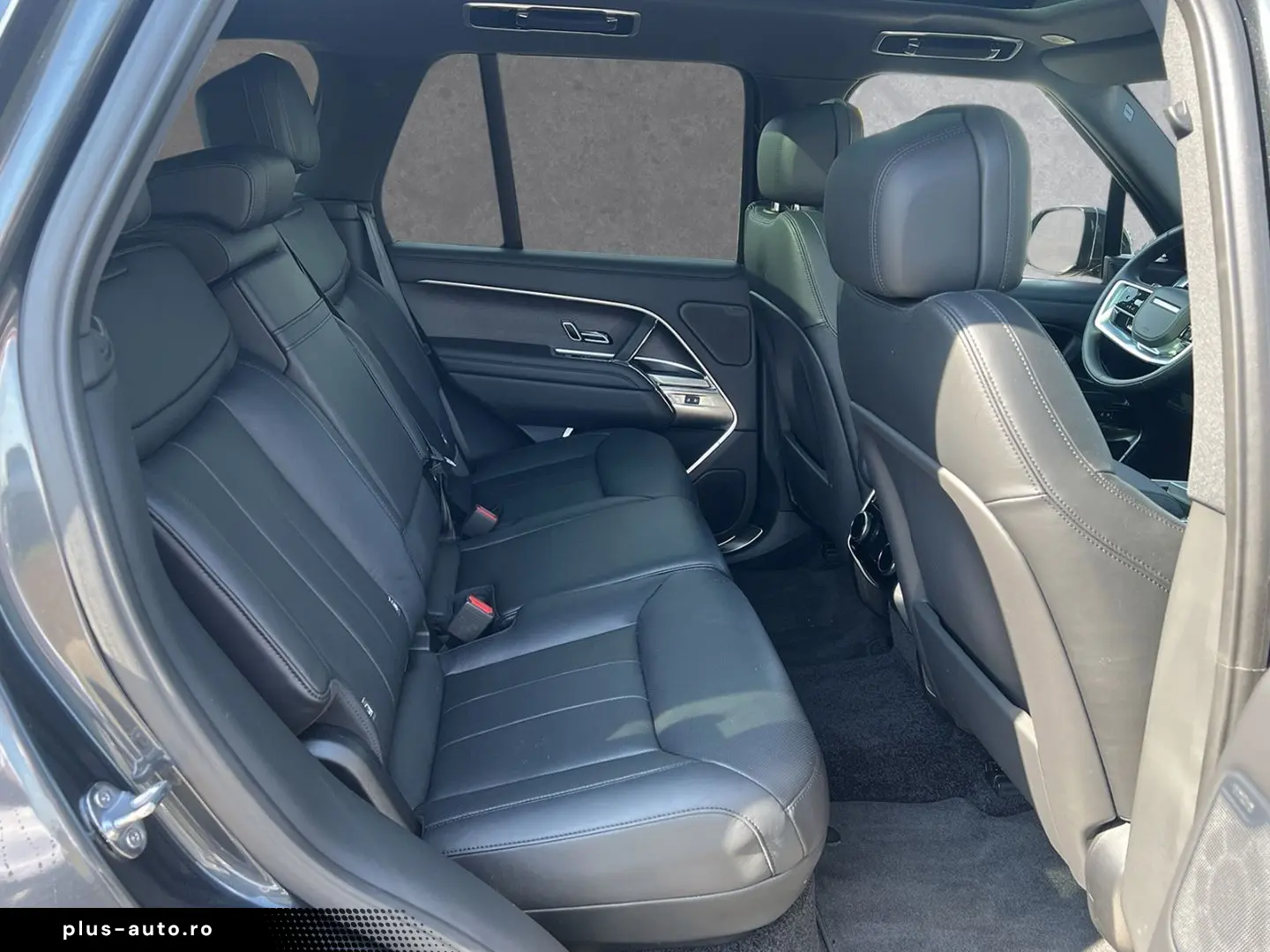 LAND ROVER Range Rover HSE D350 AHK PanoSD 22-Z ShadowPack