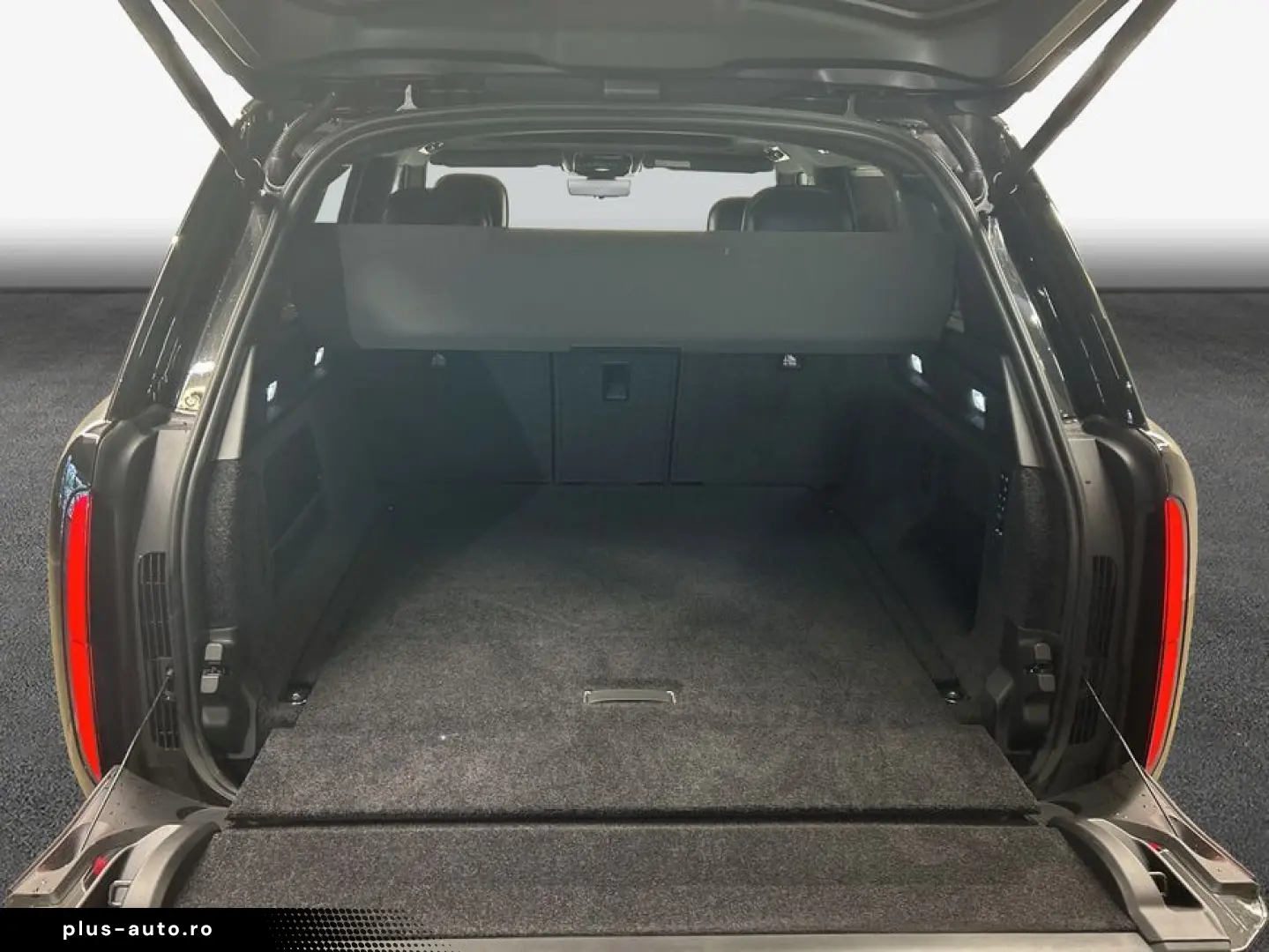 LAND ROVER Range Rover D300 HSE