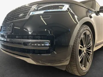 LAND ROVER Range Rover D300 HSE