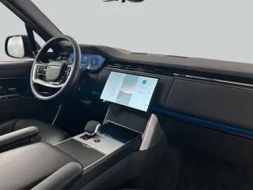 LAND ROVER Range Rover D300 HSE