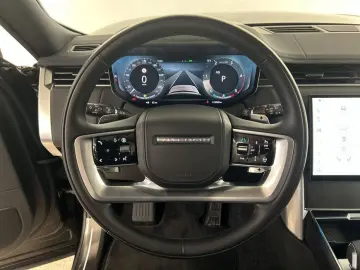 LAND ROVER Range Rover D300 HSE