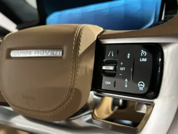 LAND ROVER Range Rover D350 HSE