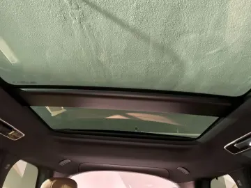 LAND ROVER Range Rover D350 HSE