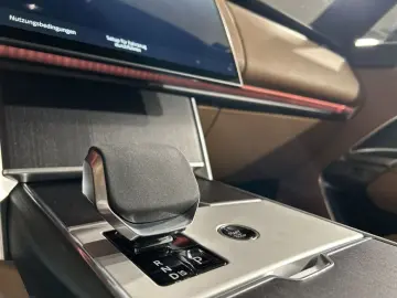 LAND ROVER Range Rover D350 HSE