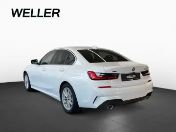 BMW 320dA xDrive M Sport AHK HUD Stop&Go DA HiFi PA