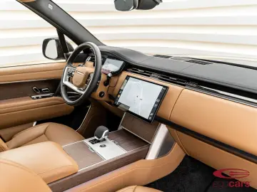 LAND ROVER Range Rover 3.0 P460e SE